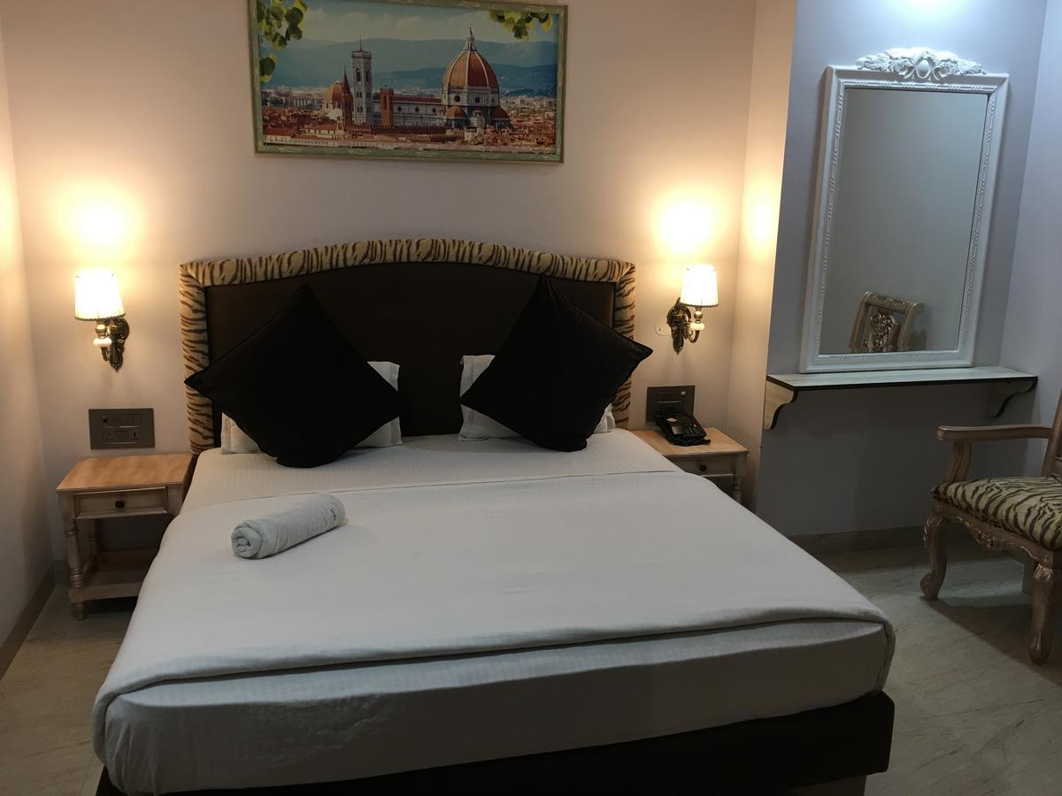 Hotel Posh Chandīgarh Exteriér fotografie