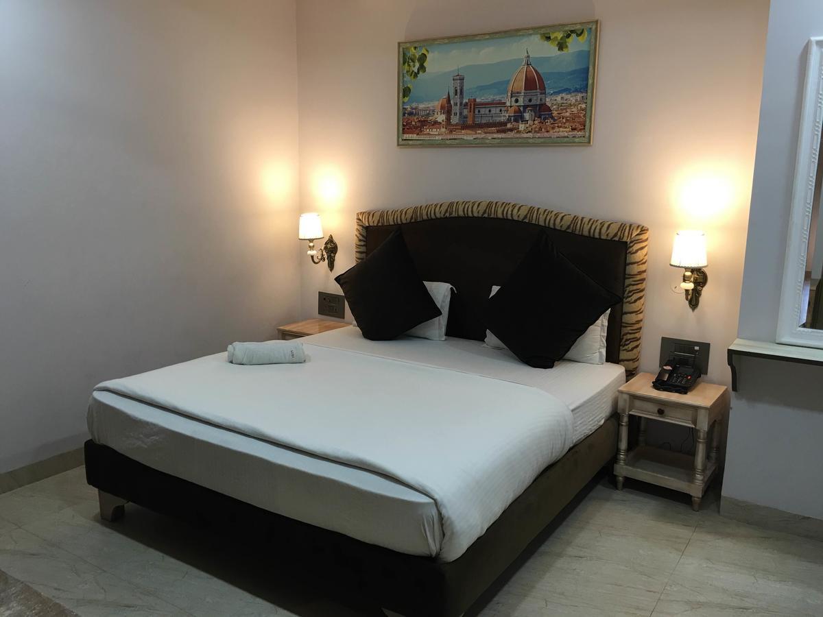 Hotel Posh Chandīgarh Exteriér fotografie