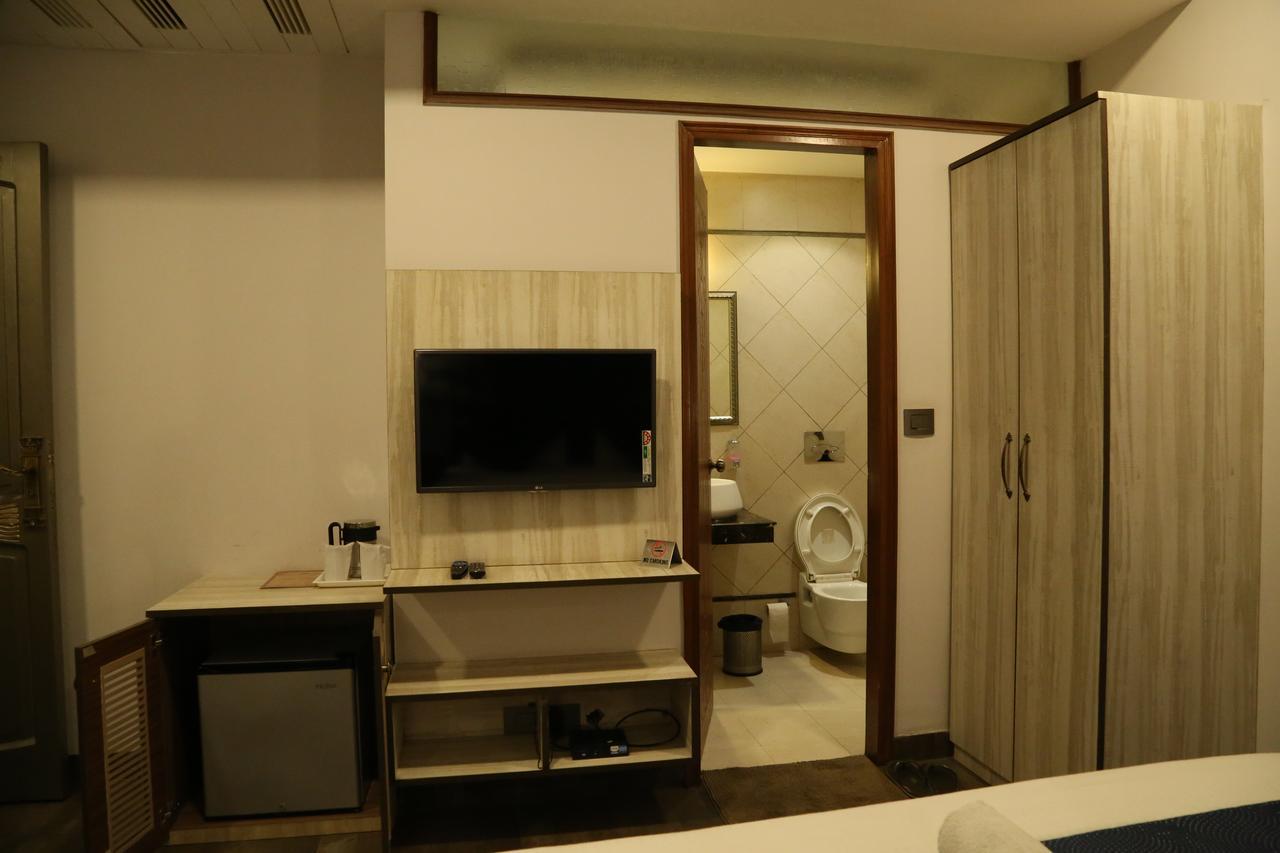 Hotel Posh Chandīgarh Exteriér fotografie
