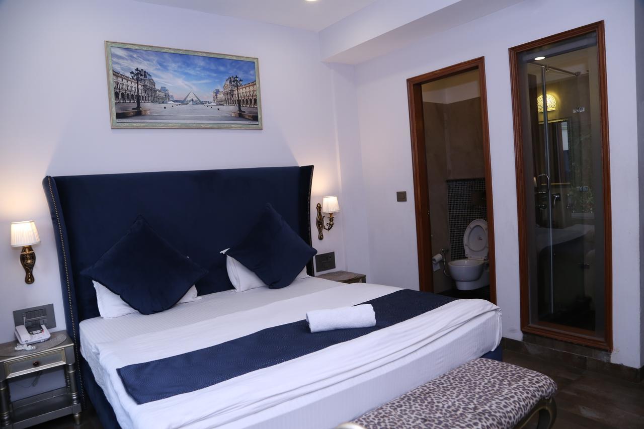 Hotel Posh Chandīgarh Exteriér fotografie