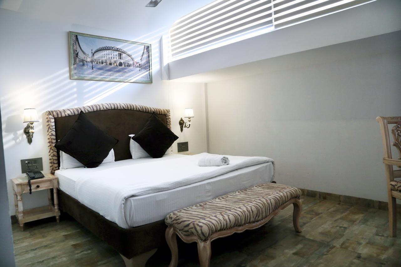 Hotel Posh Chandīgarh Exteriér fotografie