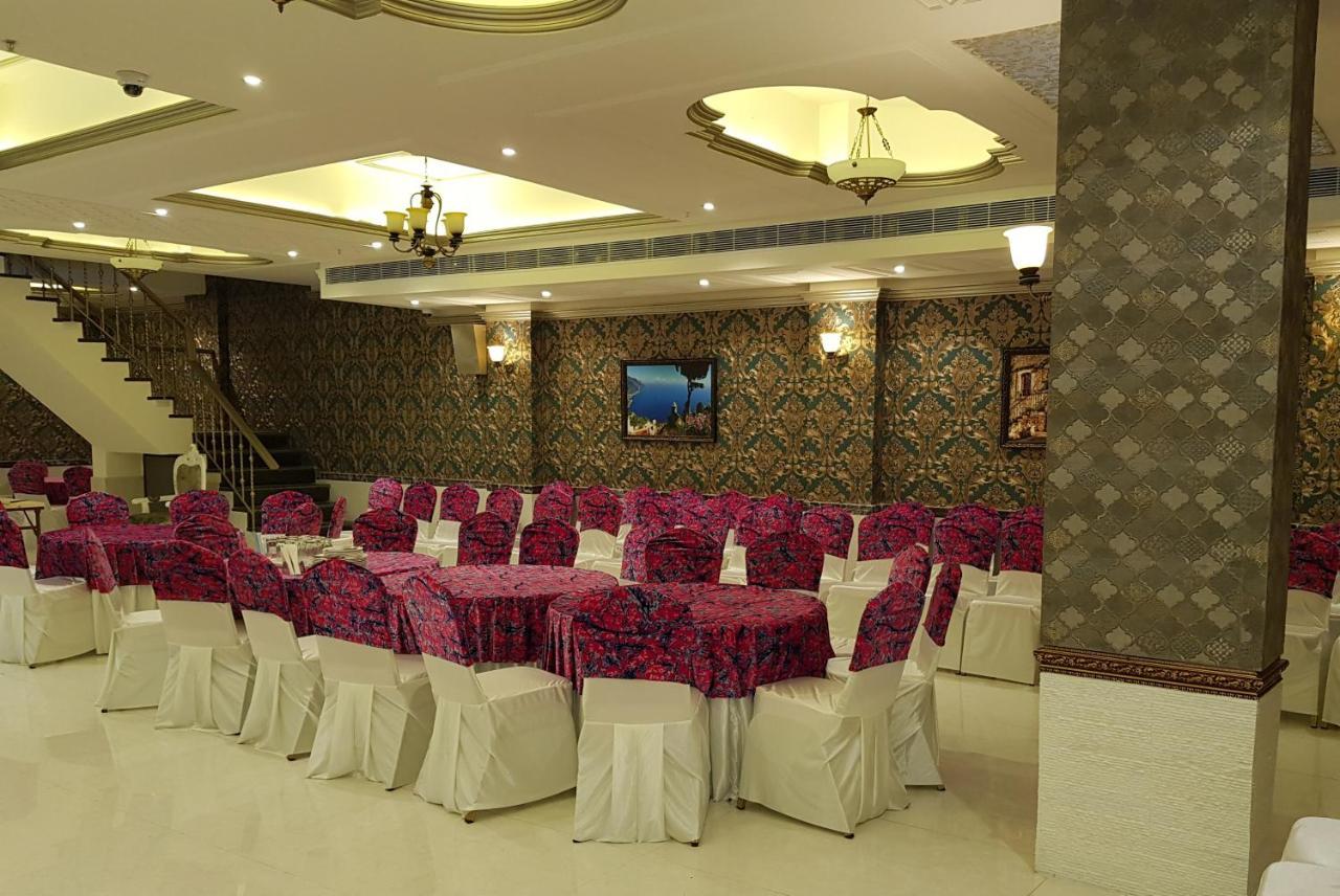 Hotel Posh Chandīgarh Exteriér fotografie